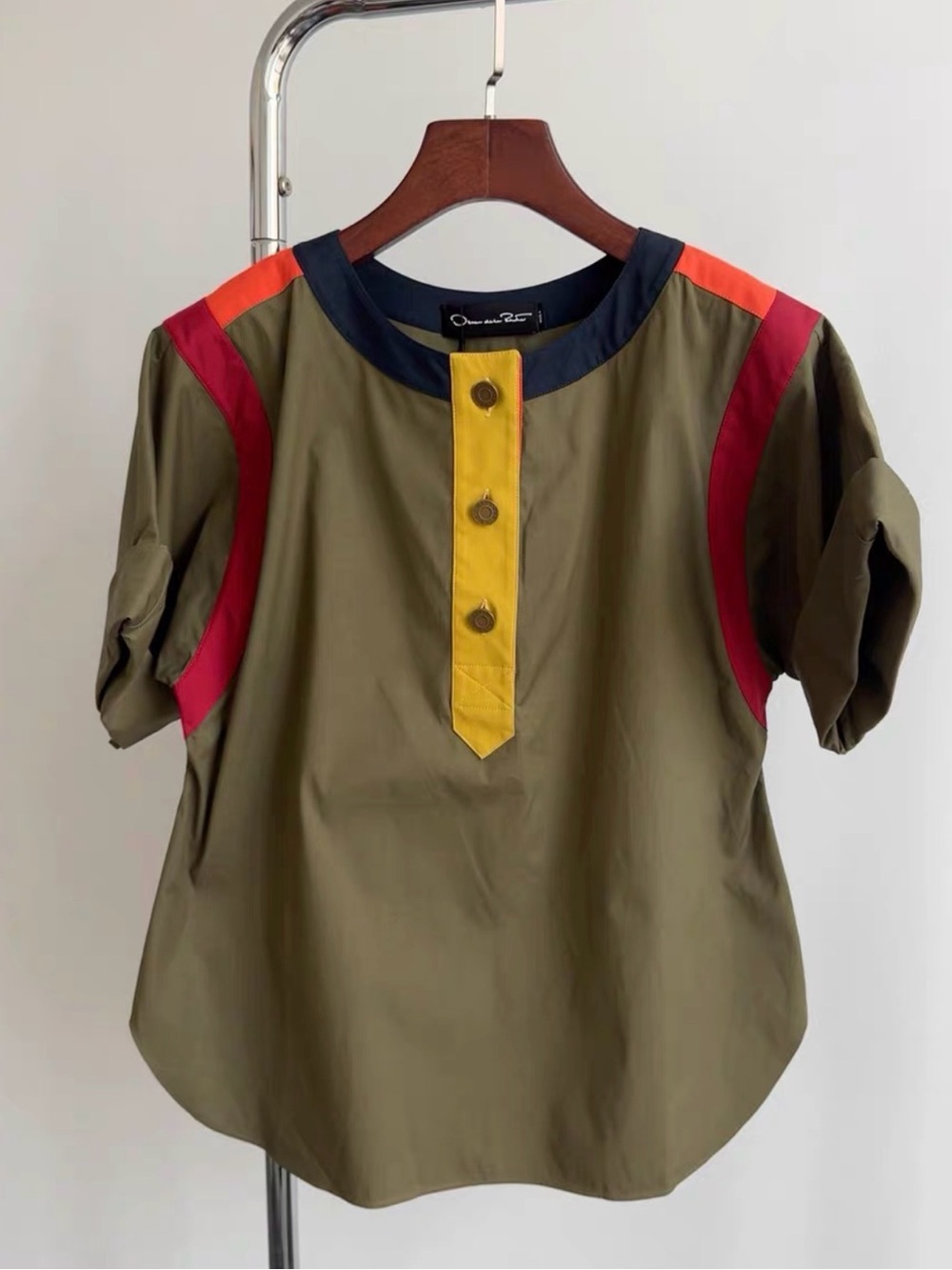 🚩steal Oscar de la Renta Navy, Olive & Mustard Colorblock Button Top